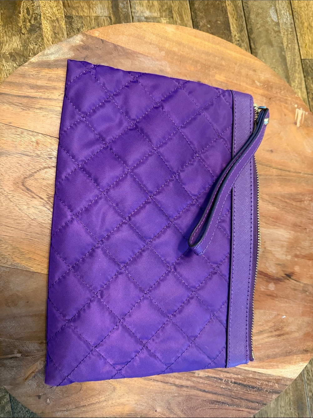 Michael Kors Kieran Purple Quilted Wristlet Clutch with Logo - Picture 3 of 3